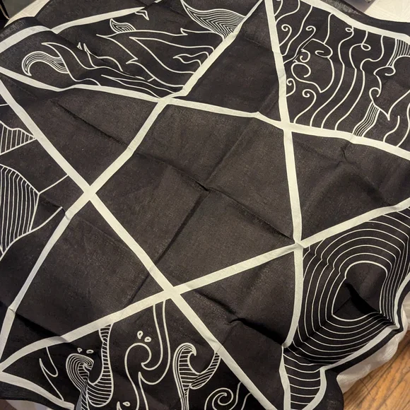 Casting Stones Divination Set - Picture 2 of 5